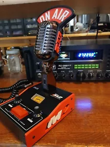 DELTA M2 BASE MIC Garniture Cover TC1 avec 4 drapeaux latéraux personnalisés et panneaux rouges radio CB - Photo 1/14