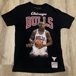 Mitchell & Ness Dennis Rodman Chicago Bulls 1997 NBA Finals Black T-shirt Size L - Picture 1 of 6