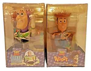 Disney Resine Toy Story "Buzz Lightyear e Woody Dondolante" Bobblehead Doll - Imagen 1 de 14
