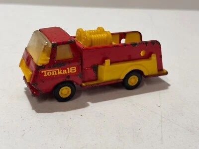 TONKA 18 RED YELLOW PRESSED STEEL FIRE ENGINE FIRE TRUCK 55250 - Image 1 of 4