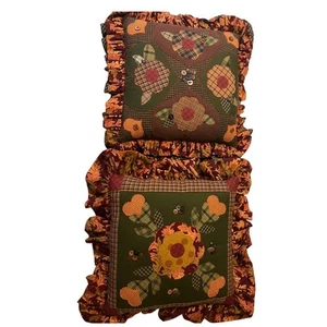 Two Handmade Ruffled Patchwork appliquéd Throw Pillows Country Farmhouse Fall - Picture 1 of 9