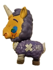 MGA R.I.P. REGENBOGEN IN STÜCKEN Bobby Prellungen lila Einhorn 4 Zoll Figur Spielzeug lose - Bild 1 von 5