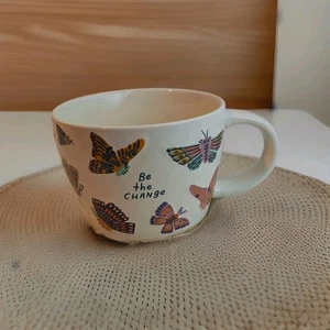 Neu Opal House Multicolor Schmetterlinge Be the Change Tee Kaffee Kakao Becher 17 oz  - Bild 1 von 4
