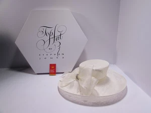 Debut Ladies Formal Occasion Hat Cream With Diamante ZT - Picture 1 of 13