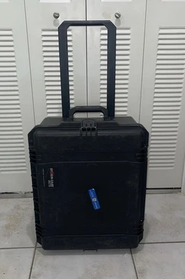 Pelican iM2720 Storm Case Rolling Waterproof Black - Image 1 of 4