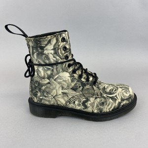 Las mejores ofertas en Lona tacón ancho Dr. Martens Casual Botas para  Mujeres | eBay