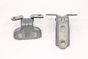 2020 - 2025 CADILLAC CT4 REAR RIGHT DOOR UPPER & LOWER HINGE OEM SILVER_464C - Picture 1 of 11