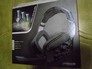 Gioteck HC2 Decal Edition Stereo Gaming Headset Nuevo PS5 PS4 Xbox One Switch PC - Foto 1 di 13