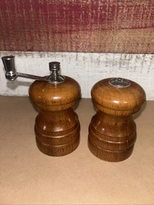 Vtg Olde Thompson Wooden Pepper Grinder Mill and Salt Shaker Sheffield Steel 4” - Picture 1 of 4