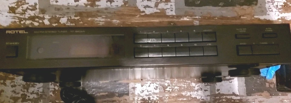 Sintonizador AM/FM Rotel RT-940AX - sin control remoto Foto 1 de 1