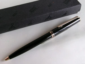 Montblanc Classic Ballpoint Pen Black GT - Picture 1 of 10