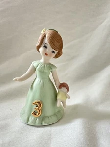 Vintage 1982 Enesco Growing Up Girl Figur - Alter 3 brünett - Bild 1 von 8
