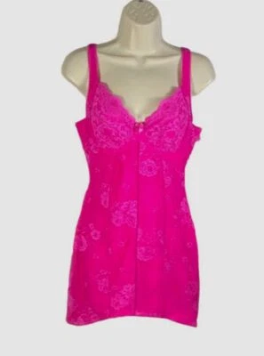 $2250 Mini Vestido Lencería Bustier Rosa Encaje Paneles Lencería Balenciaga para Mujer Talla 42 Foto 1 de 4