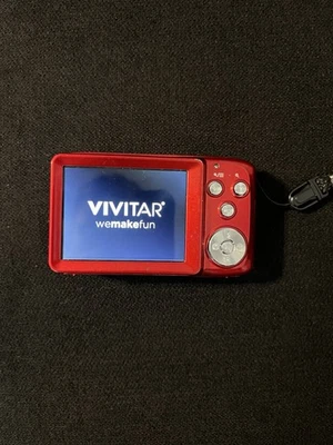 Vivitar ViviCam Digital Camera F128 14.1 Mega Pixel 2.7 Inch LCD Screen Works - Image 1 of 4