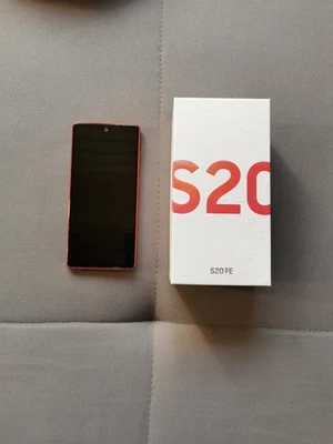 Samsung Galaxy S20 FE Rot, 128 GB, ohne Simlock, ohne FRP - Bild 1 von 4