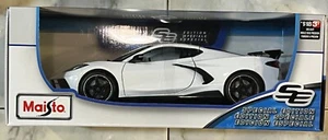 2020 Chevrolet C8 Corvette Stingray White 1/18 Scale Maisto Special Edition - Picture 1 of 2