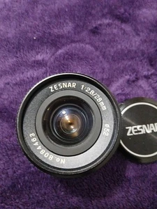 ZESNAR 1:2.8 28mm Camera Lens Canon Mount  - Picture 1 of 4