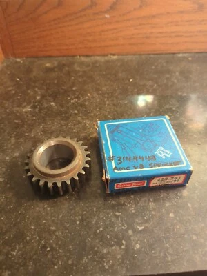 Se adapta a Jeep CJ5 CJ6 CJ7 CJ8 SJ J10 J20 motor cigüeñal engranaje J3223199 (J04) Foto 1 de 4