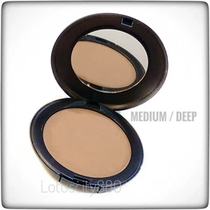REVLON COLORSTAY PRESSED POWDER…2 PIECES…MEDIUM / DEEP….MATTE - Picture 1 of 3