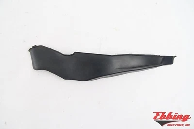 Driver Left Cowl Vent Extension ID: 95470951 Fits 2012-2020 Chevy Sonic 697387 - Imagem 1 de 4