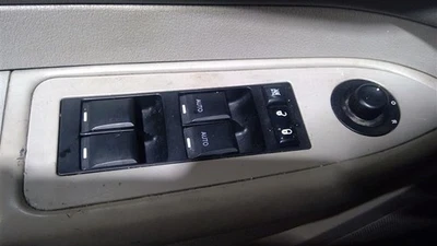 Interruptor de puerta delantera del conductor ventana del conductor compatible con 08-14 AVENGER 99600 Foto 1 de 4