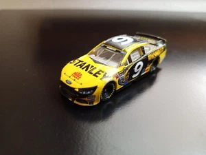 USED 1/64 NASCAR 2013 MARCOS AMBROSE STANLEY 2ND HALF LIONEL LOOSE DAMAGED - Picture 1 of 10