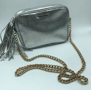 Victoria's Secret New Bag Womens Silver Croc Chain Crossbody Bag NWT - Picture 1 of 10