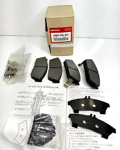 Genuine OEM Honda Front Brake Pad Set 45022-SB3-307 | 1984 1985 Honda Civic - Picture 1 of 10