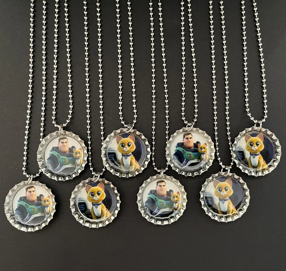Collares temáticos Lightyear favores fiesta cumpleaños niños / 8 empaquetados individualmente Foto 1 de 1