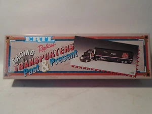  ERTL #3870 WHITE ROSE COLLECTIBLES KENNY WALLACE DIRT DEVIL TRANSPORTER 1/64 - Picture 1 of 2