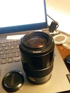 MINOLTA Maxxum AF ZOOM 100-200mm 1/4.5 Lens (22) w/ Caps - Imagen 1 de 3