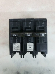 1) Siemens B345H 45-Amp Three Pole 240-Volt 22KAIC Bolt in Breaker - Picture 1 of 4
