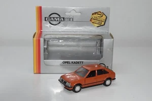 B2 1:43 GAMA 1195 OPEL KADETT GLS NARANJA-MARRÓN NUEVO EN CAJA - Imagen 1 de 17