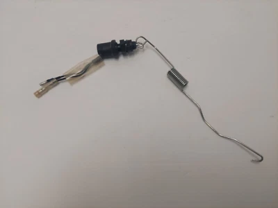 Задний тормозной переключатель с пружиной Yamaha XT225 - Изображение 1 из 4