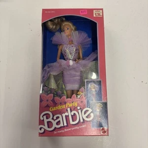 Vintage 1988 Mattel Barbie Garden Party Doll #1953 - Many Flower Pretty Looks - Picture 1 of 2