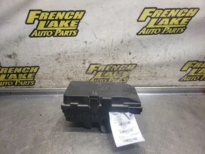 Fuse Box 2.4L AT Fits 2015 CHRYSLER 200 1223466 - Picture 1 of 12