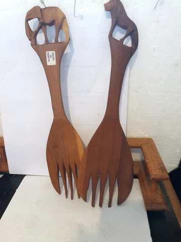 Africa kenka Wooden 12"forks-lion & elephant Cover