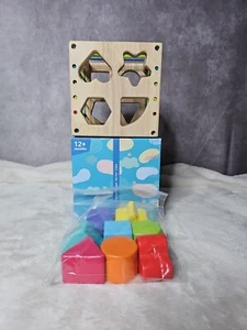 Hellowood Montessori Toys 12+ Months Old Wooden Sorter Cube W/ 8 Rattling Pcs - Picture 1 of 5