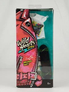 Wild Hearts Crew Decked Out Modepuppe Zubehör Set Kleidung Outfit Skateboard - Bild 1 von 6