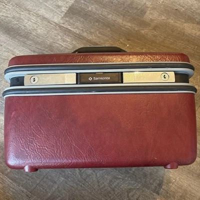 Vintage Samsonite Burgundy Cosmetic Train Case Carry-on Luggage Tray Mirror - Image 1 of 4