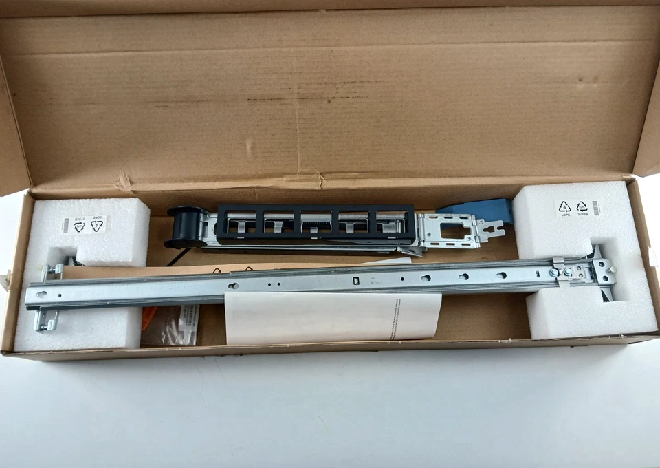 HP 2U Rack Rail Kit for ProLiant DL380 Gen6/Gen7 - 487267-002 - Image 1 of 1