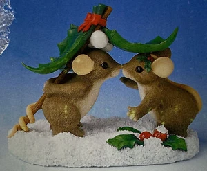 Charming Tails ~ MOUSE-L-TOE Figure 98/267 ~ Fitz & Floyd BNIB - Picture 1 of 6