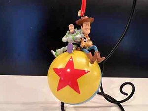 Rare Disney Sketchbook 2015 Woody and Buzz Resting on the Pixar Ball Ornament - Picture 1 of 5