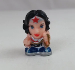 DC Comics Wonder Woman 1" Squinkie Collectible - Picture 1 of 4