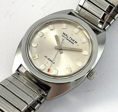 Vintage Waltham Stainless Steel 25J Dexter Morgan Automatic Mens Watch c. 1970 - Image 1 of 4