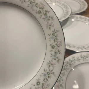 Platos de ensalada Noritake Savannah 8 1/4" ¡JUEGO DE OCHO casi como nuevos! - Imagen 1 de 12