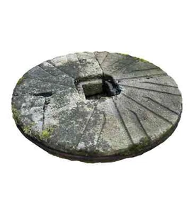 Large Antique Garden Feature Burrstone Mill Wheel - UKAA - Picture 1 of 11