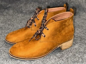 Hey Girl by Corkys 10 Totes Chukka Boots Faux Suede Brown + Leopard Laces - Picture 1 of 7