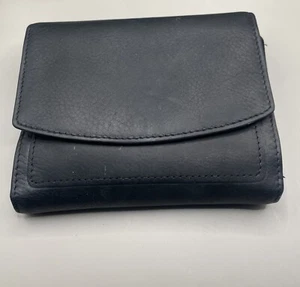 Wilsons Black Leather Wallet Ladies Tri Fold Card Holder Coin Pockets Zip Snap - Picture 1 of 10