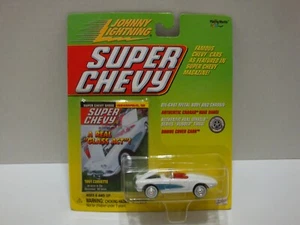 Johnny Lightning Super Chevy 1961 Corvette Convertible 1:64 C19-215 - Picture 1 of 11